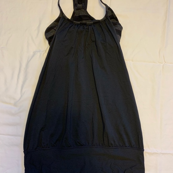 Lululemon Tank Size 6 - Picture 1 of 4
